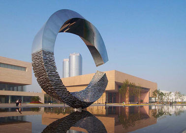 Chine le grand métal extérieur de 500cm sculpte le résumé pour la décoration de construction fournisseur