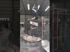 Sculpture en fontaine d'eau