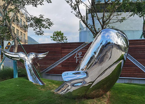 Un bon prix. Paysage de jardin de sculpture de baleine d'acier inoxydable d'art moderne poli par miroir en ligne