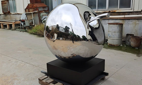 Un bon prix. Le métal a poli la décoration extérieure de sculpture en Apple de fruit d'acier inoxydable en ligne