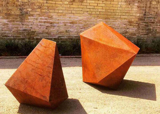 Un bon prix. Sculpture en acier en géométrie de Corten de décoration abstraite de jardin en métal en ligne