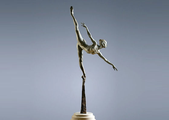 Un bon prix. Statue en bronze de la femme danseuse en ligne