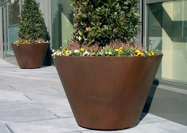 Un bon prix. Diverses tailles/couleurs de grand planteur rond en acier traditionnel de Corten disponibles en ligne