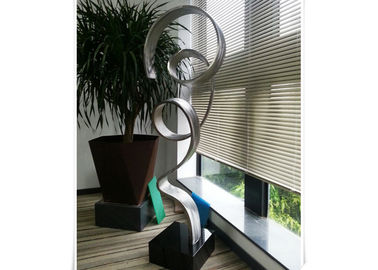Un bon prix. Décoration extérieure faite sur commande de maison d'art en métal d'abrégé sur sculpture en acier inoxydable de taille en ligne