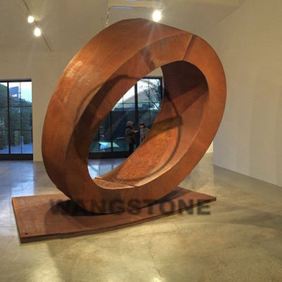 Un bon prix. Sculpture en acier Corten rouillé Fontaine à eau pour la décoration extérieure en ligne