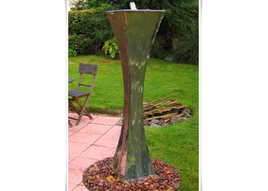 Un bon prix. Caractéristiques modernes de l'eau d'acier inoxydable de paysage pour le jardin, polonais de miroir en ligne