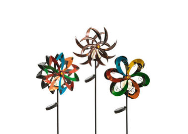 Un bon prix. Le jardin extérieur d'acier inoxydable sculpte la sculpture cinétique en vent de fileur coloré en ligne