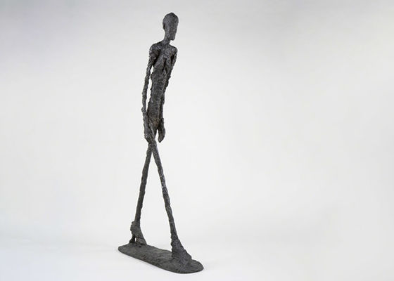 Un bon prix. L'art grandeur nature de yard sculpte la sculpture de marche en bronze en homme de travail moderne par Giacometti en ligne