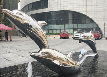 Un bon prix. Sculpture extérieure grandeur nature réaliste en acier inoxydable de sculpture en dauphin en métal pour la fontaine d'eau en ligne