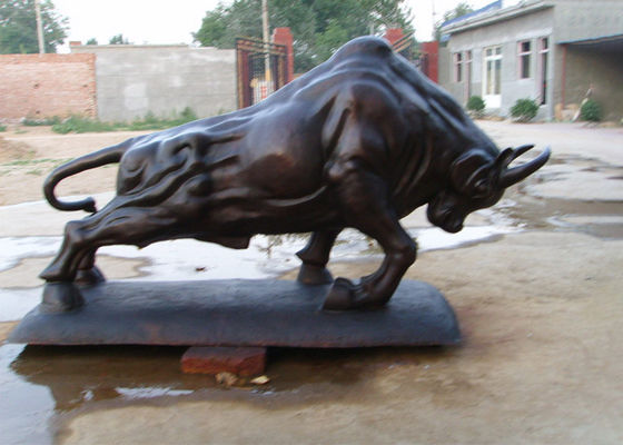 Un bon prix. Sculpture faite sur commande en statue de Taureau de bronze d'antiquité en métal de fonte de taille en ligne