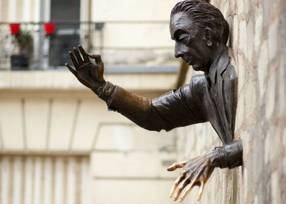 Un bon prix. Statue en bronze de moulage décorative d'homme de mur extérieur grandeur nature d'ODM en ligne