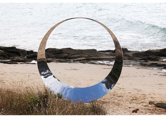 Un bon prix. Sculpture extérieure moderne en acier inoxydable d'ODM pour le paysage en ligne