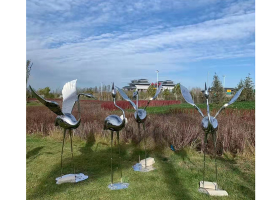 Un bon prix. Le miroir réaliste grandeur nature de sculpture en oiseau a poli la sculpture en flamant d'acier inoxydable en ligne