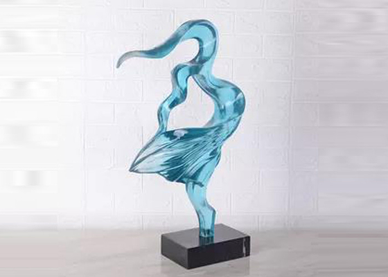 Maison transparente Art Decoration de jardin de Girl Sculpture Unique de danseur de résine