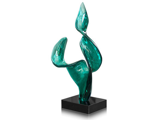 Un bon prix. Maison transparente abstraite Art Decoration de jardin de sculpture en feu de résine en ligne