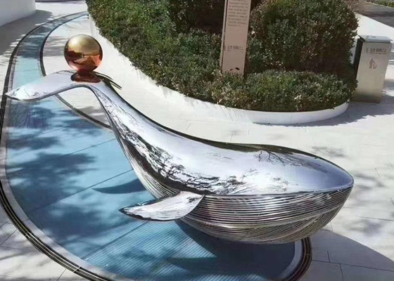 Art public extérieur moderne de rue de sculpture en acier inoxydable de baleine d'art poli