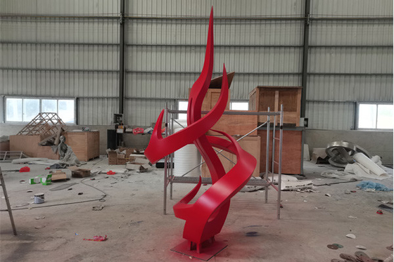 Un bon prix. décoration extérieure peinte rouge de sculpture en flamme d'acier inoxydable de 2.7m en ligne