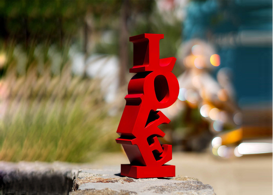Un bon prix. Grand paysage décoratif sculpture d'amour en acier inoxydable rouge en ligne