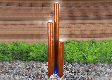 Un bon prix. Colonnes en acier adaptées aux besoins du client de caractéristique de l'eau de Corten de taille avec le style moderne léger en ligne