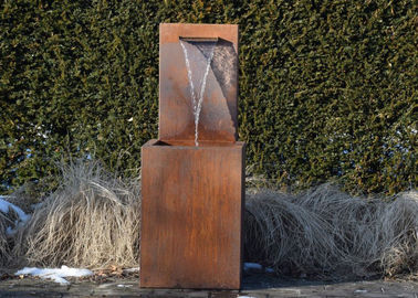 Un bon prix. L'eau en acier professionnelle de jardin de Corten comporte la taille des fontaines 150cm en ligne