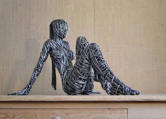 Décoration extérieure moderne Sculpture de danseuse en acier inoxydable