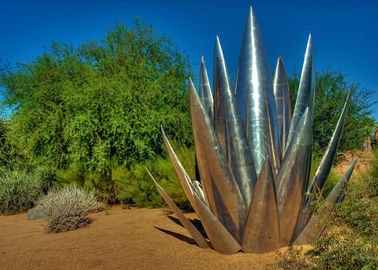 Un bon prix. Sculpture polie par Vera en acier inoxydable d'aloès d'ODM d'OEM pour la décoration de parc en ligne