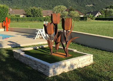 Un bon prix. Sculpture en acier réaliste en fleur d'abrégé sur tulipe de Corten pour la décoration de jardin en ligne