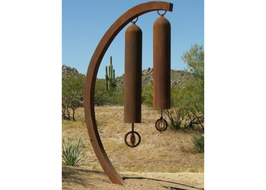 Un bon prix. Sculpture en acier en art de sculpture, de yard et de jardin en Corten de carillon de vent en métal en ligne