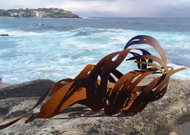 Un bon prix. Sculpture en acier en Corten de grand jardin rouillé, décoration extérieure d'abrégé sur sculpture en métal en ligne