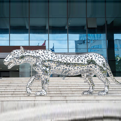Un bon prix. Décoration extérieure de la place ou de la villa sculpture de léopard en acier inoxydable en ligne
