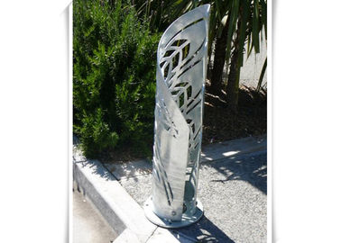 Un bon prix. Belle sculpture moderne en acier inoxydable/sculpture en acier en artistes d'illustrations en ligne