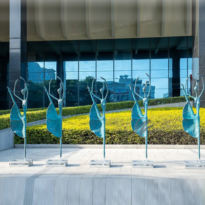 Un bon prix. Décoration de jardin moderne Statue de danseuse de bronze hauteur 300 cm en ligne