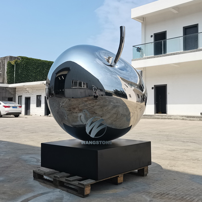 Un bon prix. Miroir en acier inoxydable résistant aux intempéries Sculpture de pomme Art de jardin extérieur Décoration de patio moderne en ligne