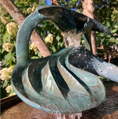Décoration personnalisée en extérieur sculpture de fontaine d'eau de jardin en bronze