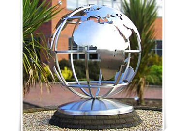 Un bon prix. Sculpture en acier inoxydable de carte de globe du monde en métal pour la décoration publique en ligne