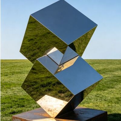 Un bon prix. Design original Cube irrégulier métal décoratif Miroir en acier inoxydable Sculpture polonaise Statue sur mesure en ligne