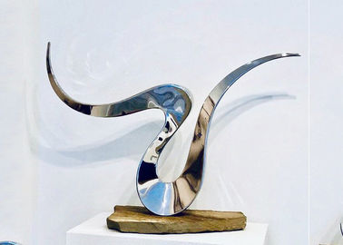 Un bon prix. Belle sculpture polie en acier inoxydable d'OEM pour la décoration intérieure en ligne