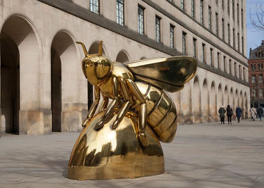 Un bon prix. Corrosion titanique de sculpture en abeille de miel de finition d'art contemporain - stabilité en ligne