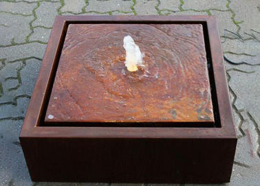 Surface en acier contemporaine de rouille de décoration de jardin de caractéristique de l'eau de Corten en métal