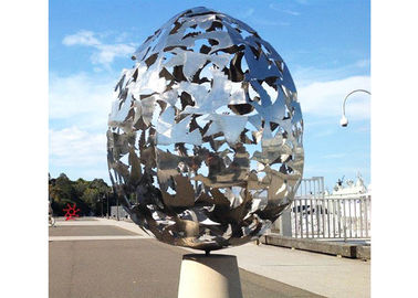 Un bon prix. Sculpture creuse en acier inoxydable de forme d'oeufs, stabilité de corrosion de sculpture en boule en métal en ligne