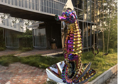 Acier inoxydable de grande sculpture réaliste en hippocampe sur Shell pour extérieur