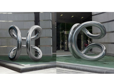Un bon prix. Grande sculpture polie en entrée d'acier inoxydable de torsion pour le paysage urbain en ligne