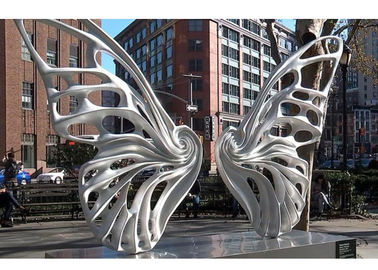 Un bon prix. Sculpture extérieure en papillon en métal de grand art public pour le paysage urbain en ligne