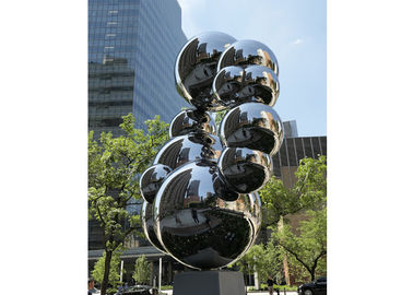 Sculpture polie élevée en boule de jardin d'acier inoxydable grande pour le paysage urbain