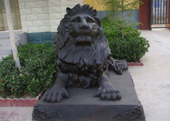 Un bon prix. Statue se reposante en bronze de lion d'antiquité en métal de fonte de coutume pour extérieur en ligne