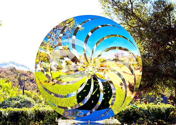 Moulin à vent poli par miroir Art Sculptures d'acier inoxydable de jardin d'ODM