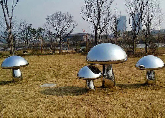 Un bon prix. Sculpture polie adaptée aux besoins du client en champignon d'acier inoxydable pour le parc extérieur de jardin en ligne